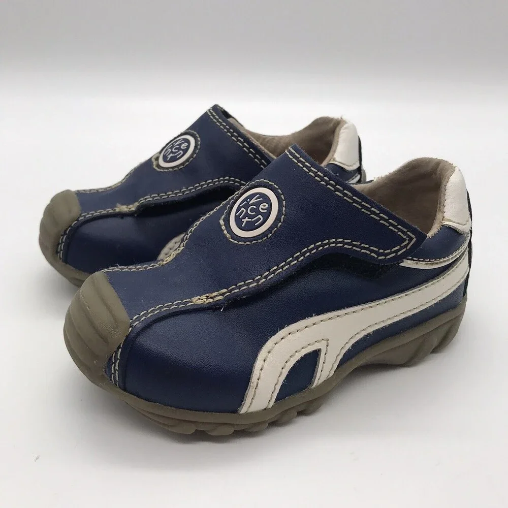 VINCENT Swedish Unisex Kids size 5.5 Shoes Cap Toe Blue & White Leather Sneakers